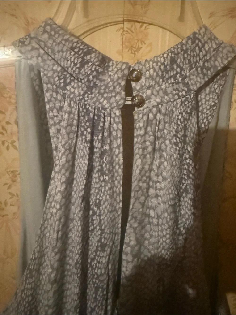 Anthropologie sleeveless wrap